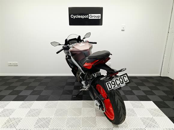 2025 Aprilia RS457