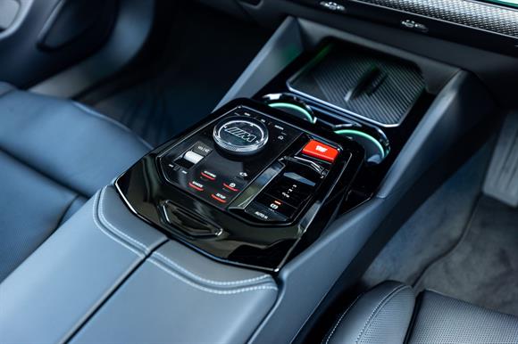 2025 BMW M5 Station Wagon