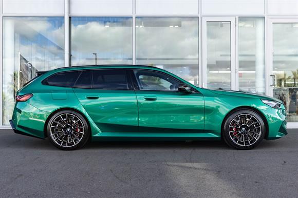 2025 BMW M5 Station Wagon