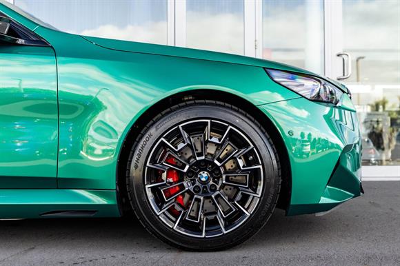 2025 BMW M5 Station Wagon