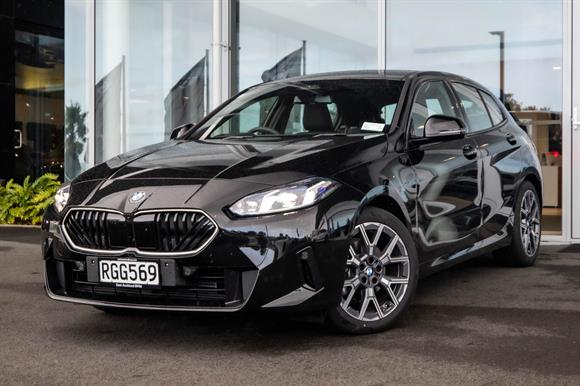 BMW 120i Hatchback 2025