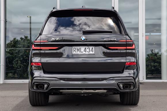 2025 BMW X7 RV-SUV