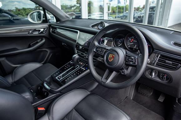 2022 Porsche MACAN RV-SUV