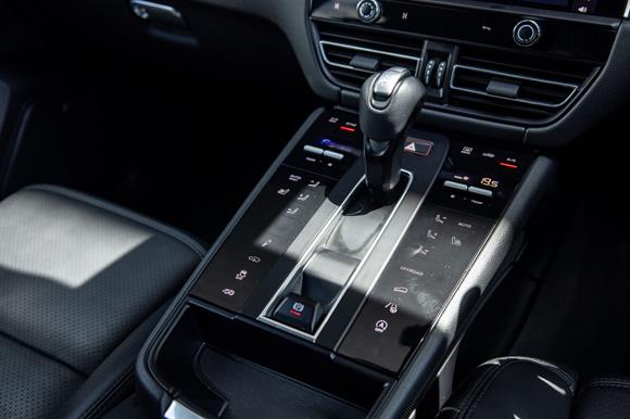 2022 Porsche MACAN RV-SUV