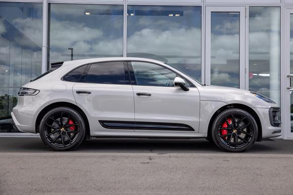 2022 Porsche MACAN RV-SUV