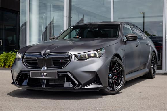 BMW M5 Sedan 2025