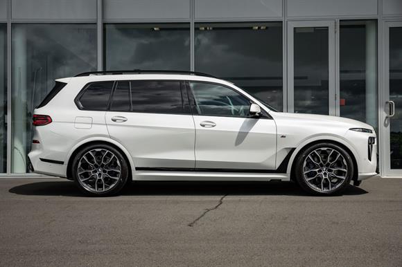 2026 BMW X7 RV-SUV