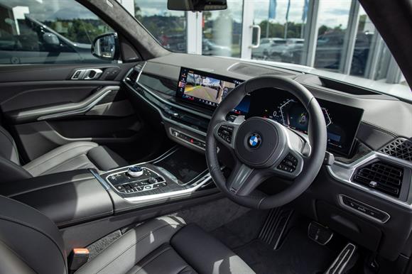 2026 BMW X7 RV-SUV
