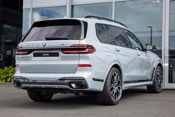 2026 BMW X7 RV-SUV