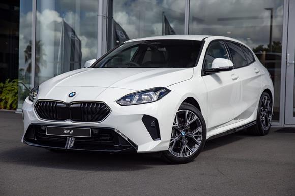 BMW 120i Hatchback 2026