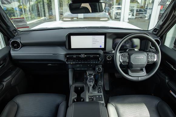 2025 Toyota Land Cruiser Prado RV-SUV