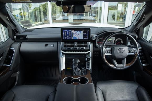 2024 Toyota Land Cruiser RV-SUV