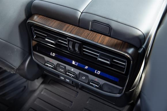 2024 Toyota Land Cruiser RV-SUV