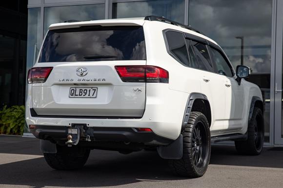 2024 Toyota Land Cruiser RV-SUV