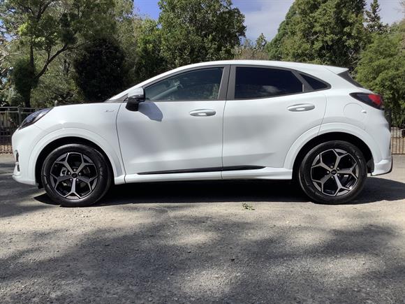 New Ford Puma ST-LINE