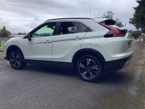 2023 Mitsubishi Eclipse Cross XLS