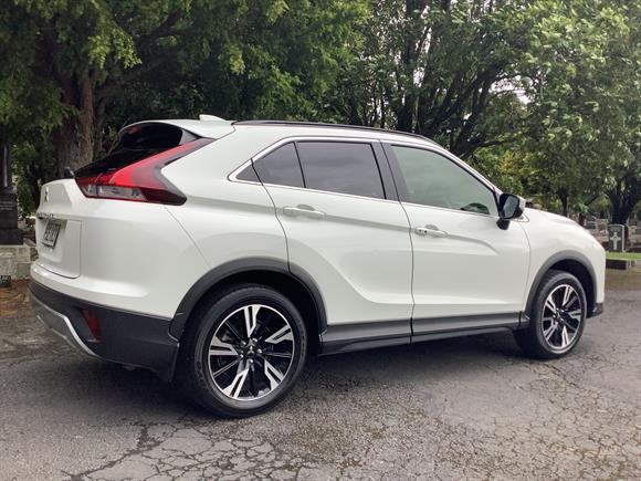 2023 Mitsubishi Eclipse Cross XLS