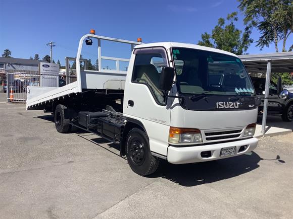Isuzu ELF NRK66 1995