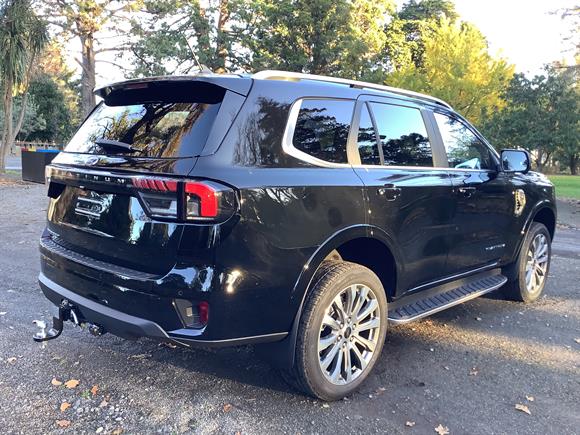 Ford Everest PLATINUM 2025