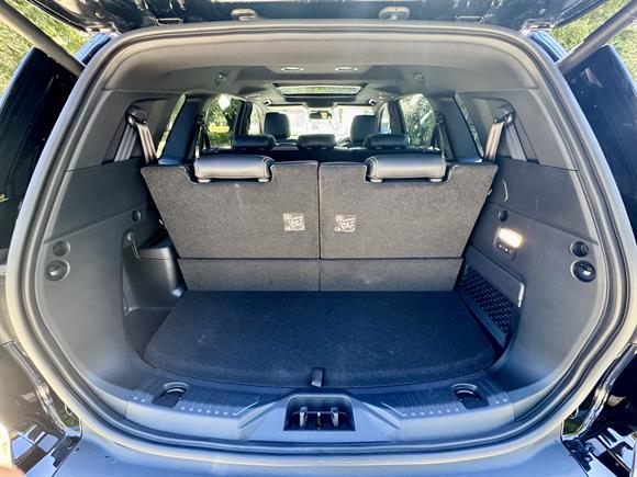 New Ford Everest PLATINUM