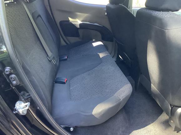 2012 Mitsubishi Triton D/CAB GLS 4WD