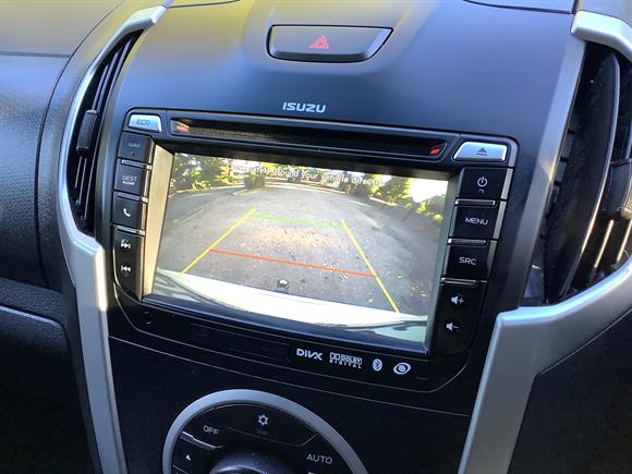 2015 Isuzu MU-X 4WD AUTO