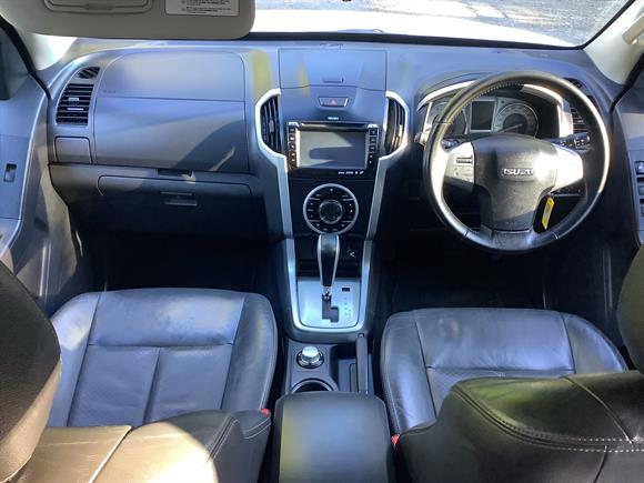 2015 Isuzu MU-X 4WD AUTO