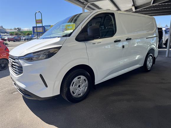 Ford Transit CUSTOM 320 SWB 2026