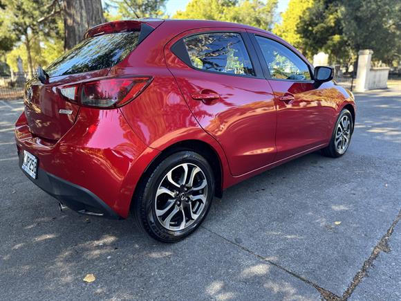 2017 Mazda 2 GSX