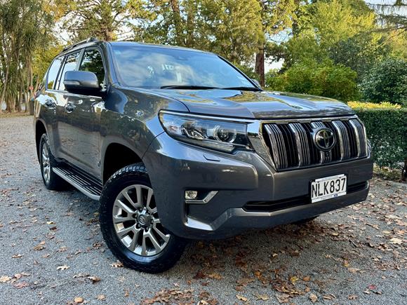 Toyota Land Cruiser Prado VX 2021