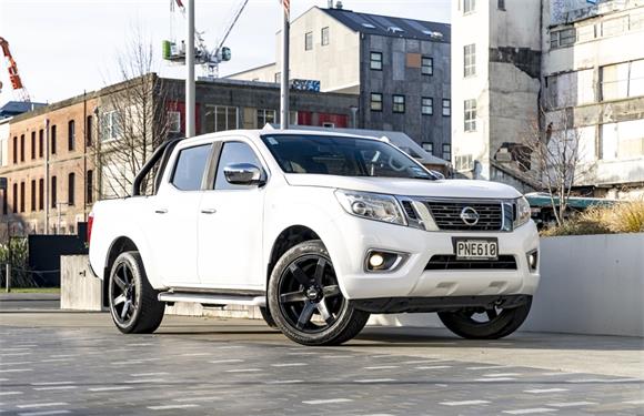 Nissan Navara ST 2.3D 2WD Double Cab 2017