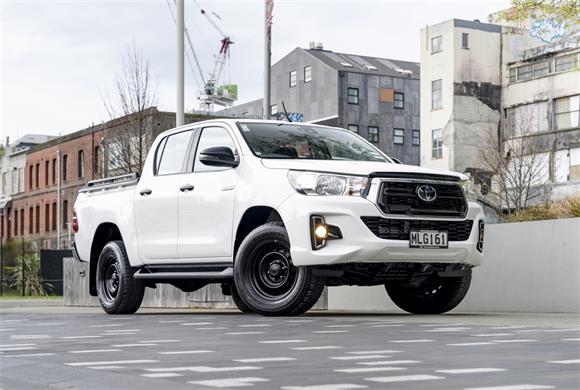 Toyota Hilux SR Prerunner 2.8DT 2019