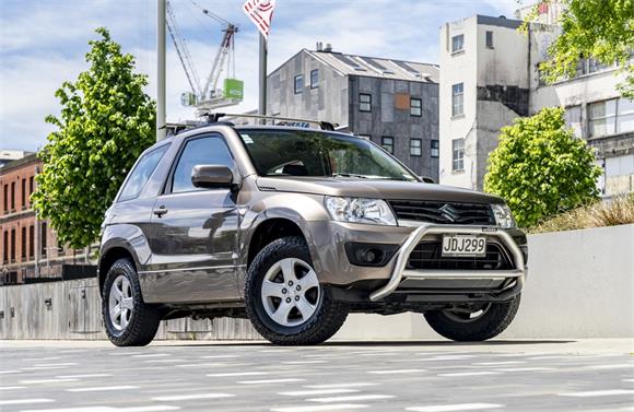 Suzuki Grand Vitara VJLBB 2.4L Manual 2015