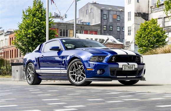 Ford Mustang Shelby GT500 SVT 2013