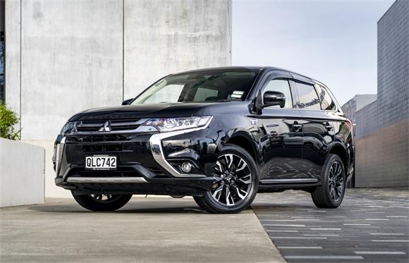 Mitsubishi Outlander Plug in hybrid (PHEV) AWD 2018