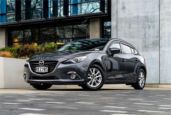 Mazda Axela 1.5L Hatchback 2013