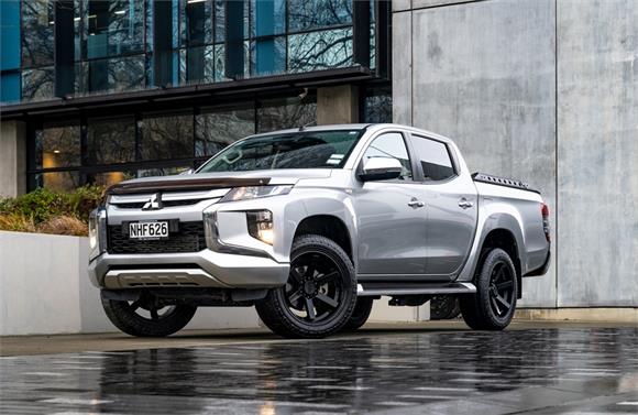 Mitsubishi Triton DC GLXR 2.4L 4WD 2021