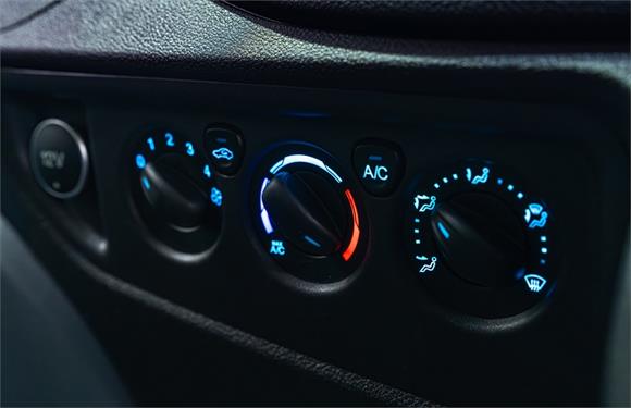 2019 Ford Transit Bus 410L