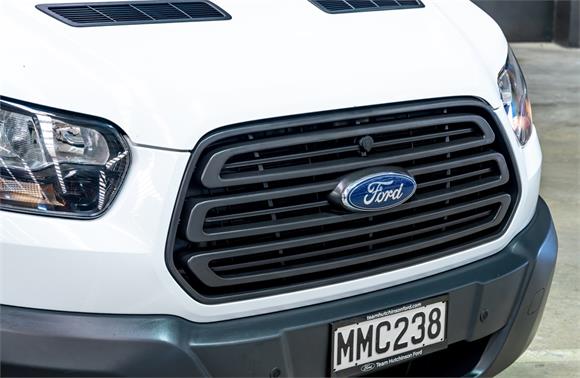2019 Ford Transit Bus 410L