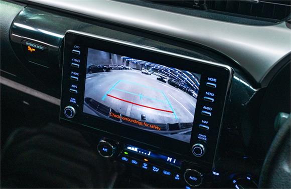 2021 Toyota Hilux SR5 TD DC 2.8L 4WD