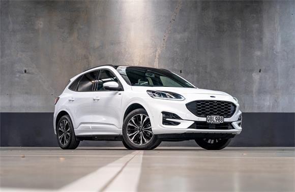 Ford Escape ST-Line X PHEV 2023