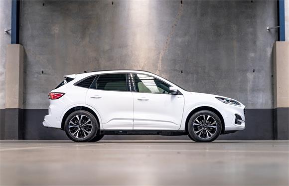 2023 Ford Escape ST-Line X PHEV