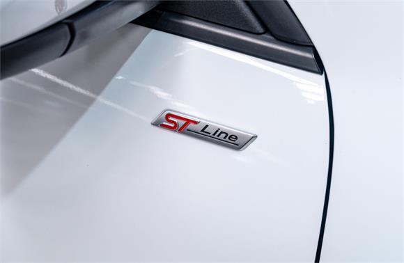 2023 Ford Escape ST-Line X PHEV