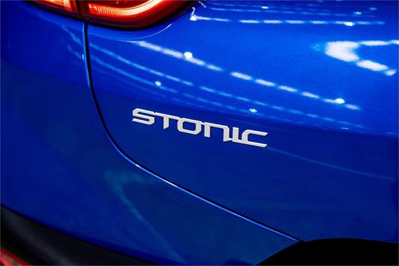 2023 Kia Stonic Lx 1.4 Petrol