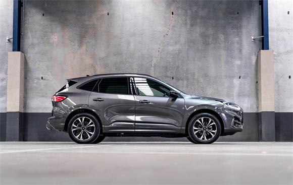 2023 Ford Escape St-Line X Plug in hybrid