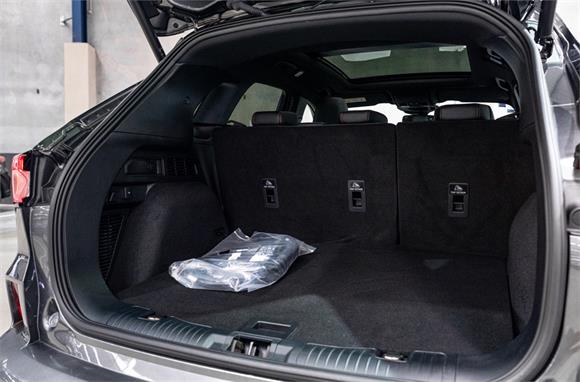 2023 Ford Escape St-Line X Plug in hybrid