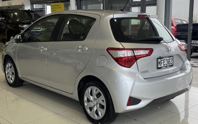 Toyota Yaris GX 2019 - Lease Direct | Vehicle Leasing services, Saving ...