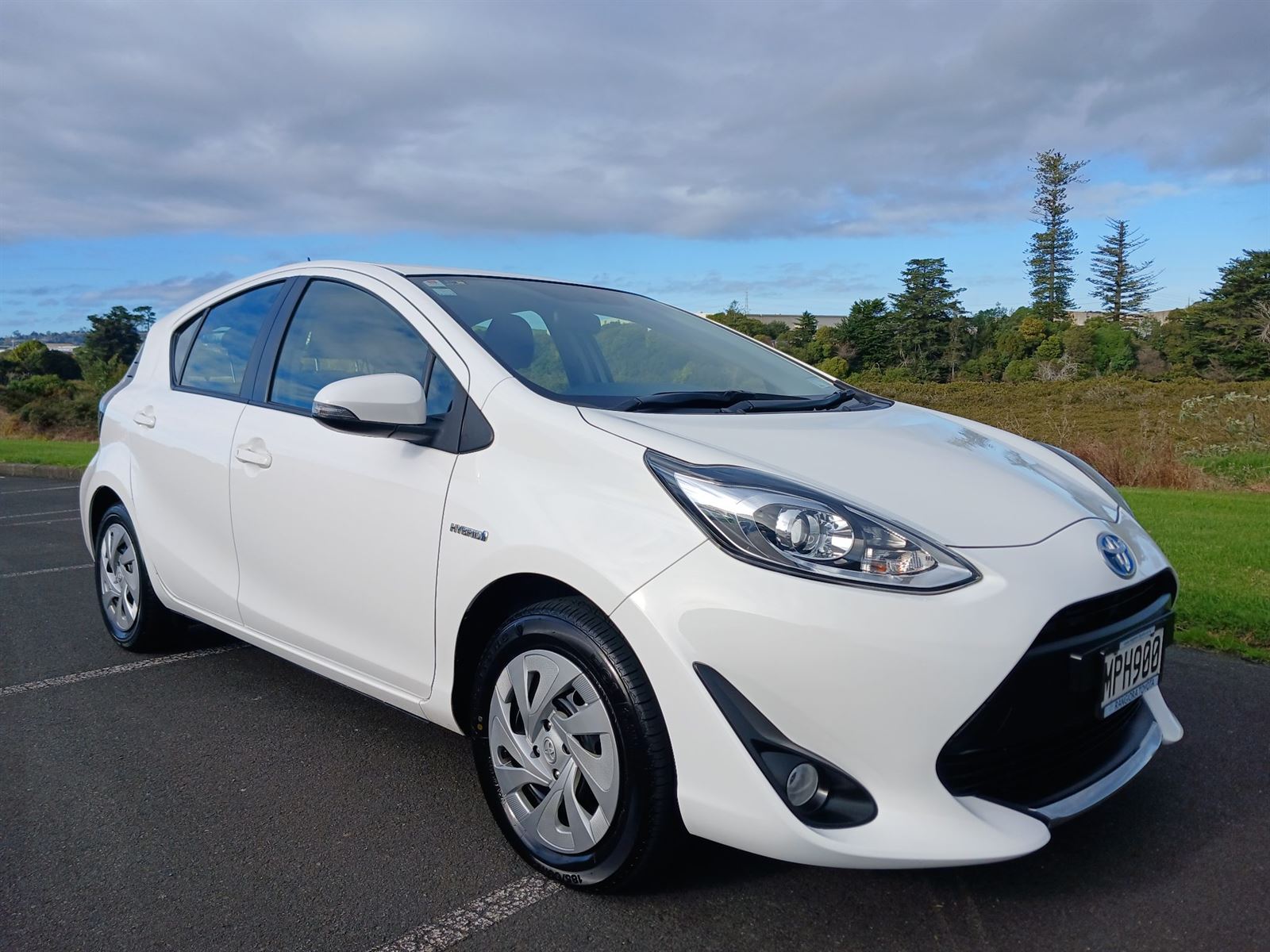 Toyota Prius c GX 2020 Lease Direct Vehicle Leasing services