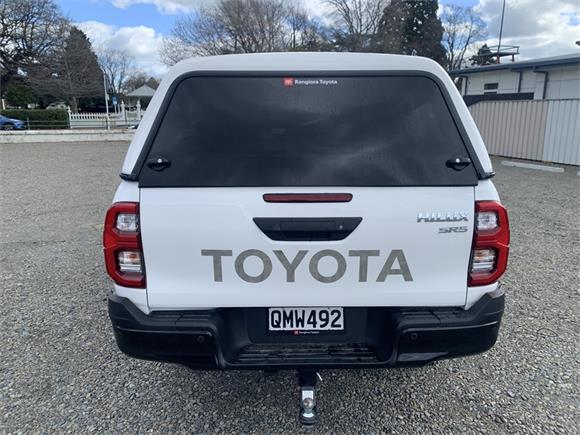 2024 Toyota Hilux SR5 2.8DT Hybrid 6AT 4WD DCW/4D/5S (LFDAS-NM1)