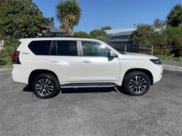 2022 Toyota Land Cruiser Prado VX 2.8D 6AT 4WD SUV/5D/7S (GJXT-SI2)